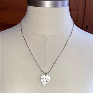 Guitar pick necklace adjustable